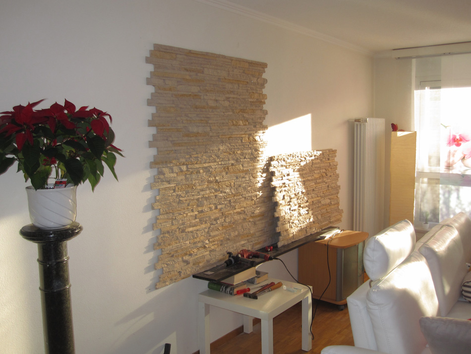 Pannelli in finta pietra Scaglia 002  Muri in pietra interni, Pareti con  pietra a vista, Arredamento moderno soggiorno